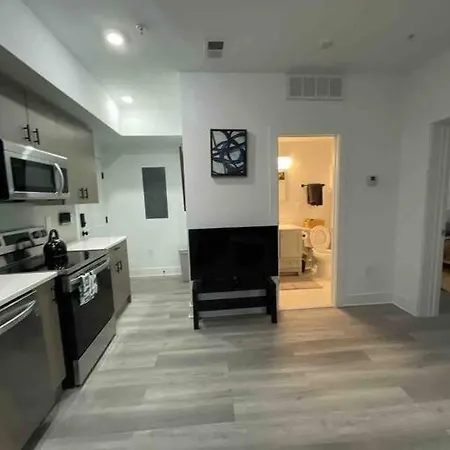 Lux Capitol Hill Vacation Home, In-House Services Washington Exterior photo